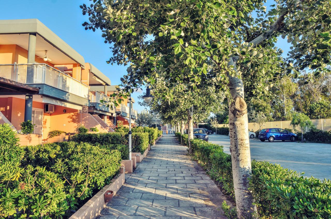 Blue Marine Village Роди-Гарганико Экстерьер фото